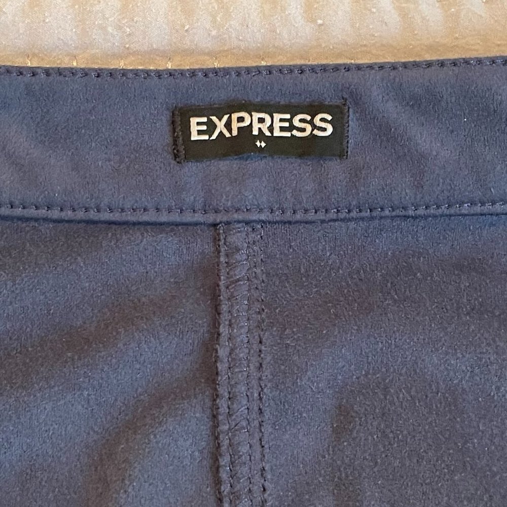 Express Women's Navy Blue Faux Suede Button Front High Waisted Mini Skirt Size 4 - Picture 4 of 7